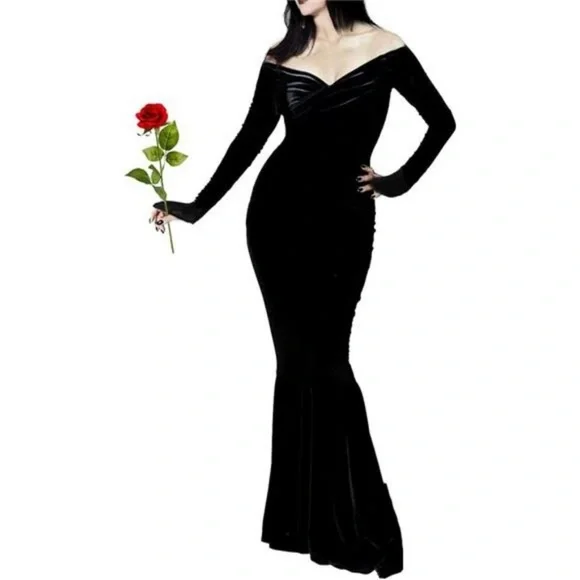 2 Pcs Halloween Costume Morticia Addams Black Witch Dress Long Maxi W Red Roses | Color: Black | Size: XL | Pm-37379499's Closet
